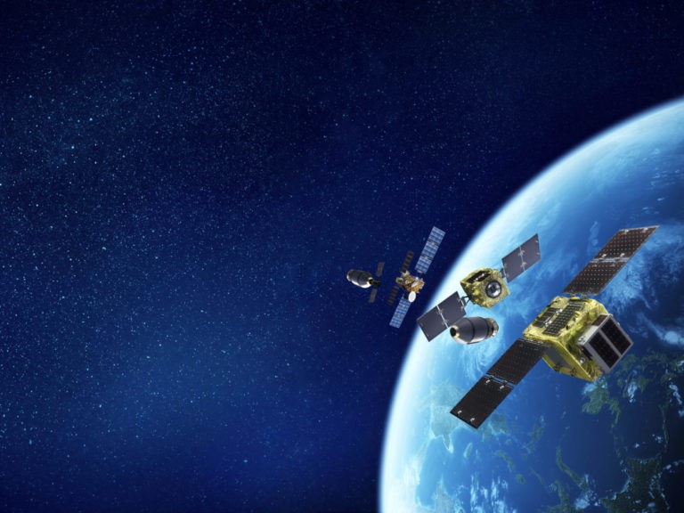 アストロスケールがフランスに子会社を設立、CNESとデブリ除去の契約を締結