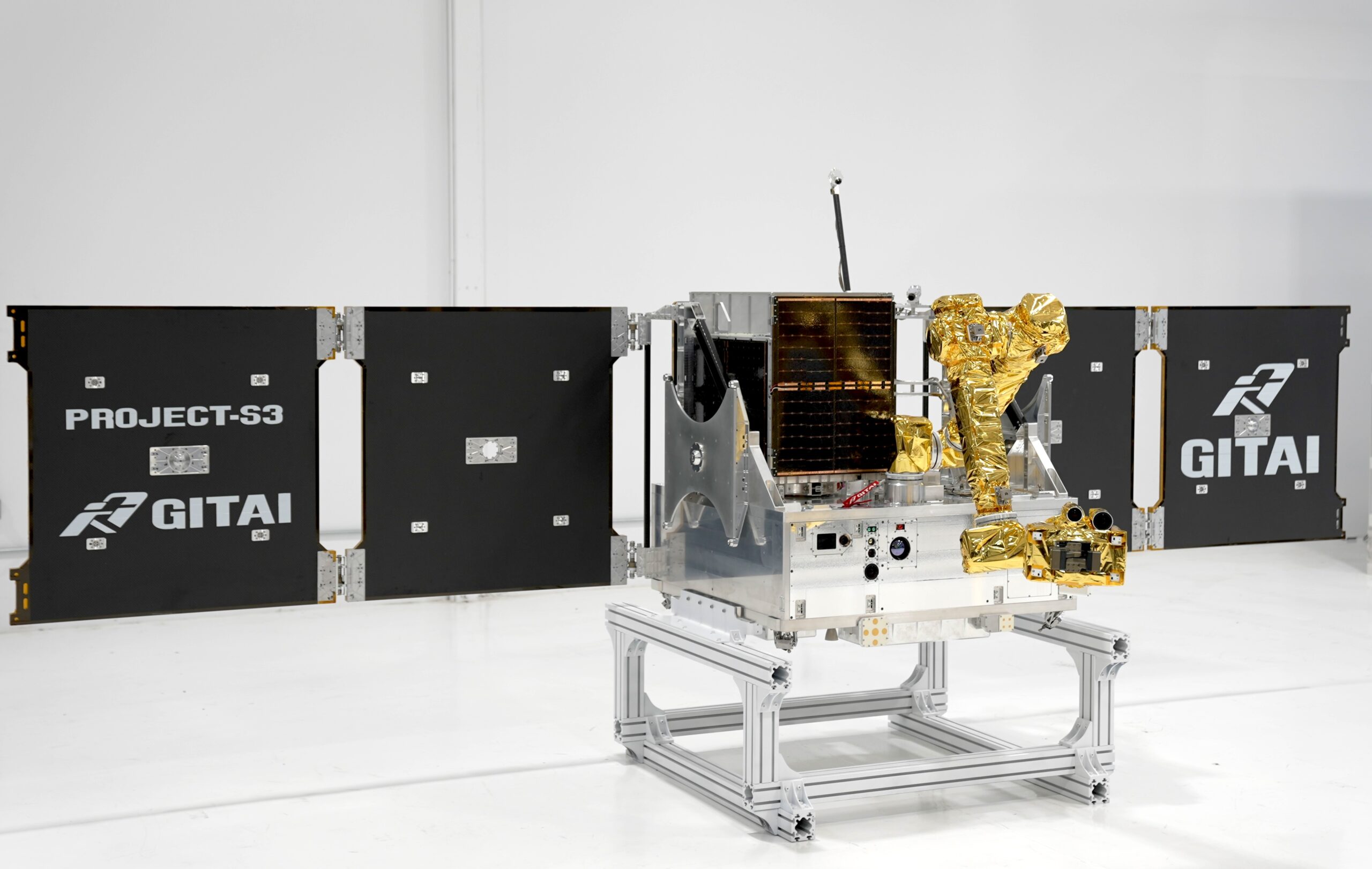 米GITAI、ロボットアーム付き衛星のフライトモデルが完成　軌道上サービスでの活用見据え宇宙実証へ